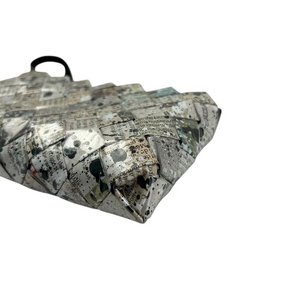 NAHUI OLLIN Candy Wrapper Purse Clutch Wristlet Newspaper Spatter - Picture 6 of 10